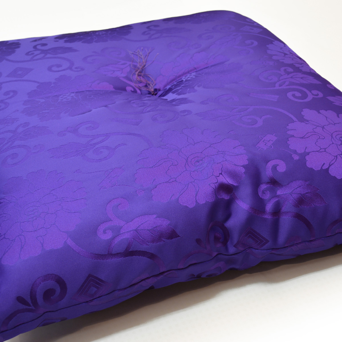 古希 喜寿 卒寿 プレゼント 紫色の座布団 柄について